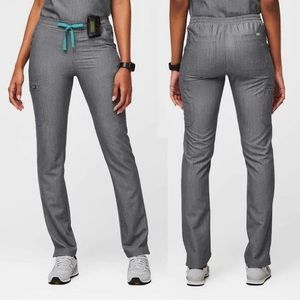 FIGS Yolanda Skinny Scrub Pants in Graphite Gray